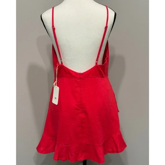 New Latiste by Amy Large Hot Pink V-Neck Romper Linen Blend Adjustable Straps - Picture 4 of 9
